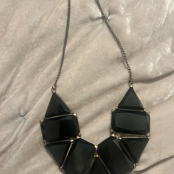 Used necklaces - Picture 8 of 14